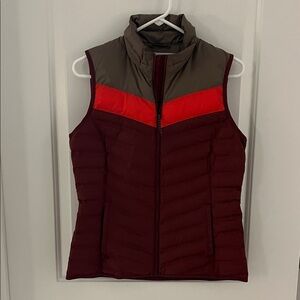 Alpine Design Women's Red and Brown Vest